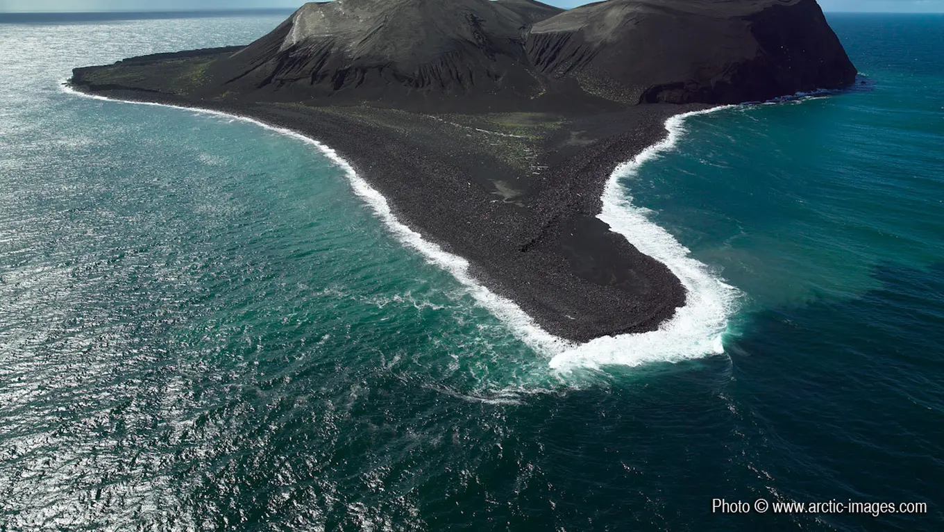 Pulau-Pulau Terlarang yang Tidak Boleh Dikunjungi – Ada yang Berisi Kutukan?